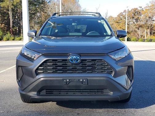 2022 Toyota RAV4 Hybrid LE