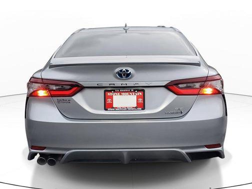 2024 Toyota Camry Hybrid SE