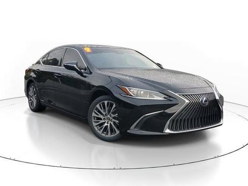 2019 Lexus ES 300h Base