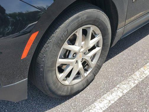 Mosaic Black Metallic 2022 Chevrolet Equinox 1LT