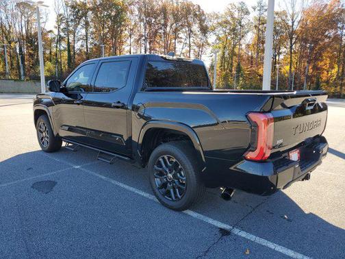 2024 Toyota Tundra Hybrid Platinum