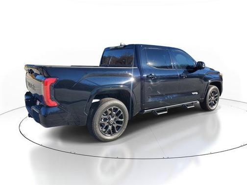2024 Toyota Tundra Hybrid Platinum