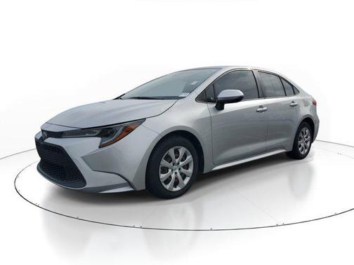 Classic Silver Metallic 2021 Toyota Corolla LE