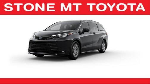 2025 Toyota Sienna XLE 8 Passenger