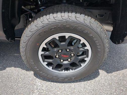 2025 Toyota Tacoma TRD Off Road