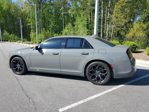2019 Chrysler 300 S