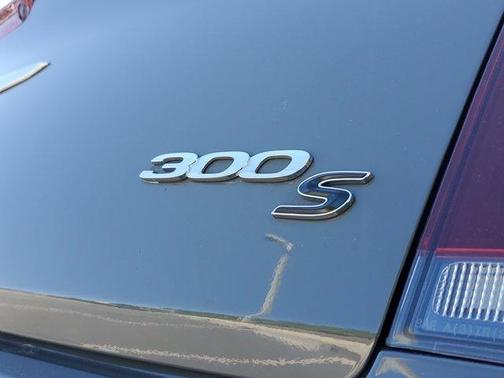 2019 Chrysler 300 S