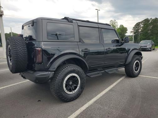 Shadow Black 2023 Ford Bronco Black Diamond