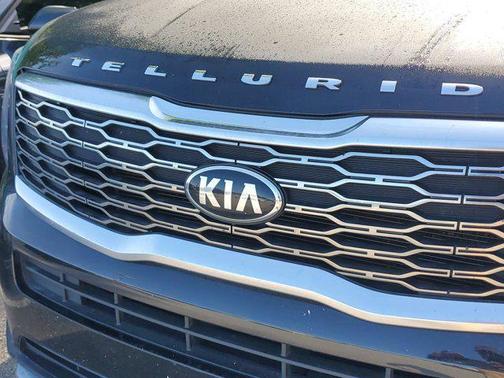 Ebony Black 2020 Kia Telluride S