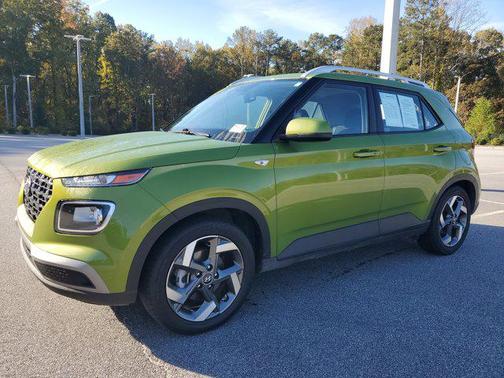 2024 Hyundai VENUE SEL