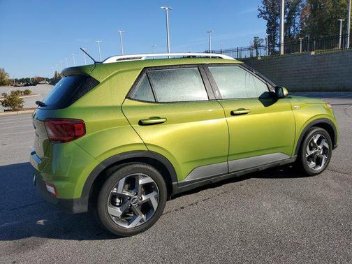 2024 Hyundai VENUE SEL