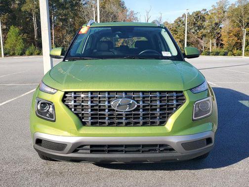 2024 Hyundai VENUE SEL