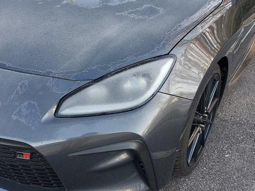 2024 Toyota GR86 Premium