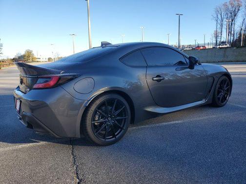 2024 Toyota GR86 Premium