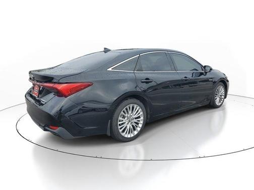 2020 Toyota Avalon Hybrid Limited