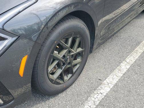 Interstellar Gray 2025 Kia K5 LXS