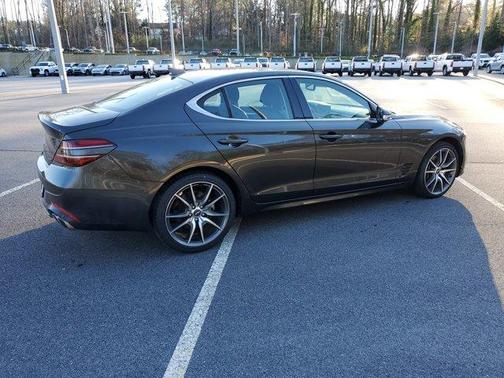 2023 Genesis G70 2.0T