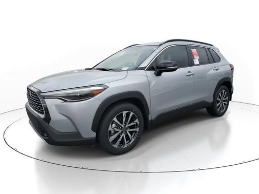 2025 Toyota Corolla Cross XLE