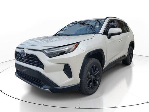 2022 Toyota RAV4 Hybrid SE