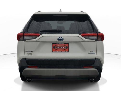 2022 Toyota RAV4 Hybrid SE