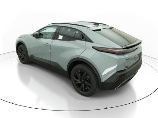 Cement 2026 Toyota C-HR SE