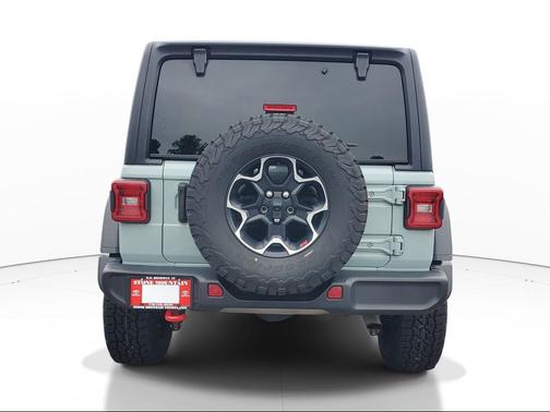 Earl Clearcoat 2023 Jeep Wrangler Rubicon