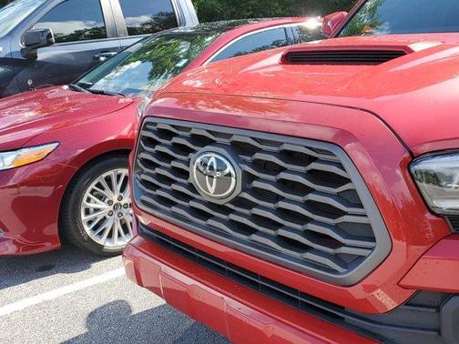 2022 Toyota Tacoma TRD Sport