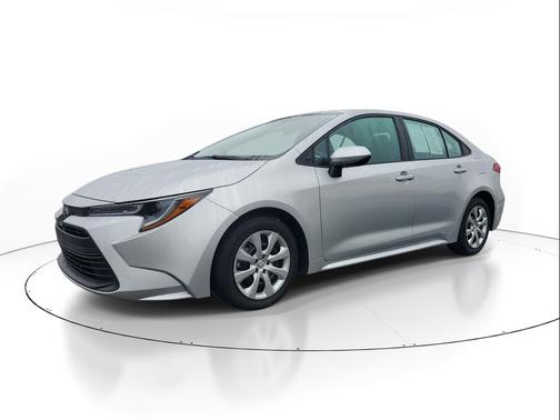 Classic Silver Metallic 2025 Toyota Corolla LE