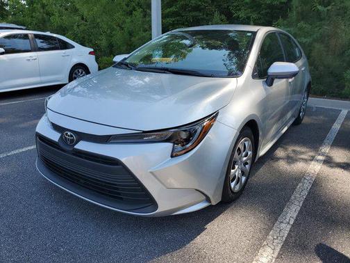 Classic Silver Metallic 2025 Toyota Corolla LE