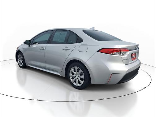 Classic Silver Metallic 2024 Toyota Corolla LE