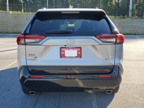 2025 Toyota RAV4 Hybrid SE