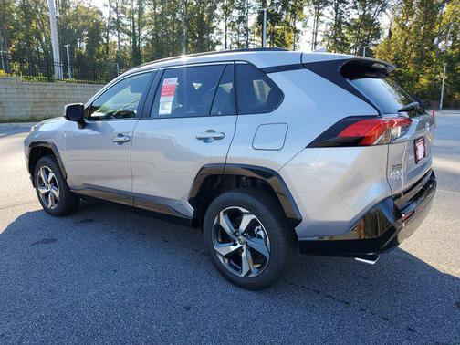 2025 Toyota RAV4 Hybrid SE