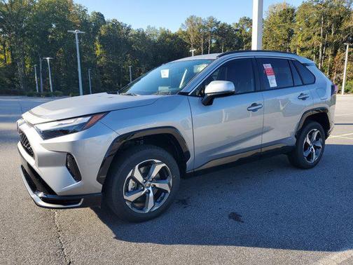 2025 Toyota RAV4 Hybrid SE