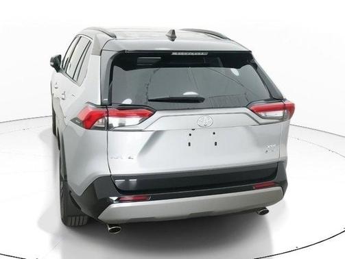 2025 Toyota RAV4 Hybrid SE