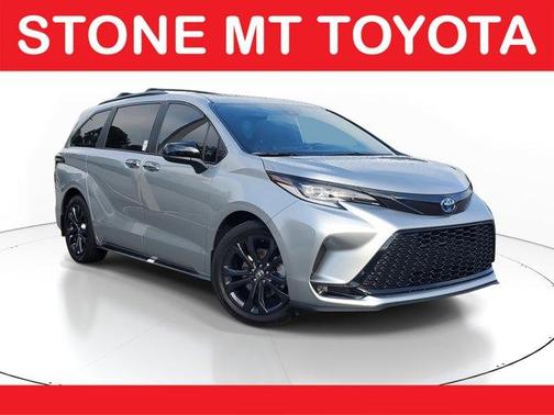 2025 Toyota Sienna XSE 7 Passenger