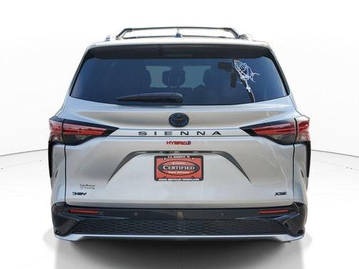 2025 Toyota Sienna XSE 7 Passenger