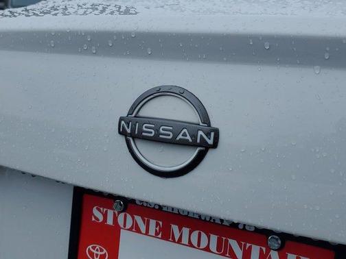 2023 Nissan Versa 1.6 SV