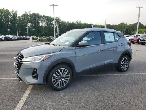 2024 Nissan Kicks SV