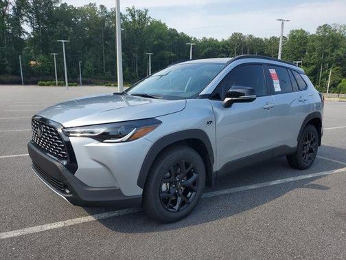 2025 Toyota Corolla Cross LE