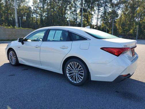 2021 Toyota Avalon Hybrid Limited