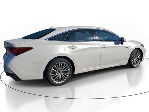2021 Toyota Avalon Hybrid Limited