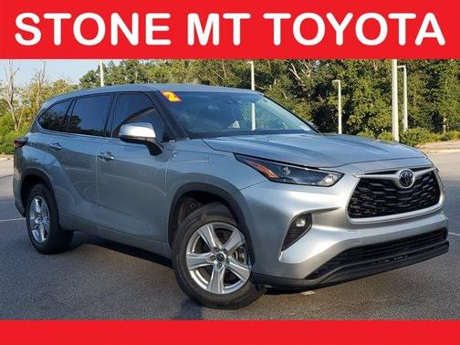 2022 Toyota Highlander LE