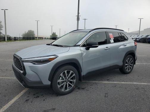 2025 Toyota Corolla Cross XLE