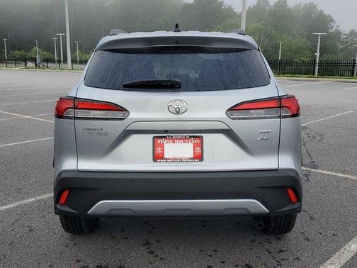 2025 Toyota Corolla Cross XLE
