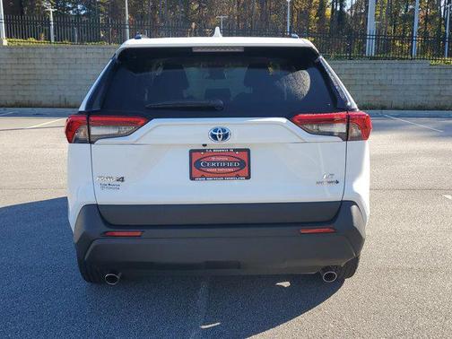 2024 Toyota RAV4 Hybrid SE