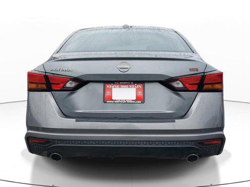 2023 Nissan Altima SR FWD