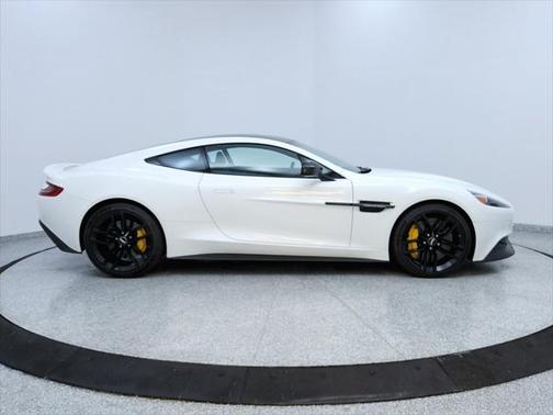 2015 Aston Martin Vanquish V12