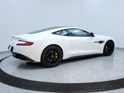 2015 Aston Martin Vanquish V12