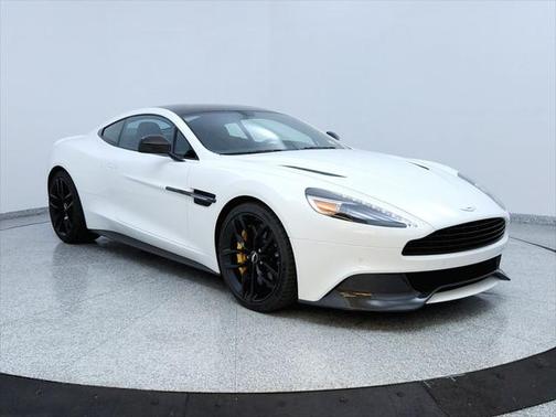 2015 Aston Martin Vanquish V12