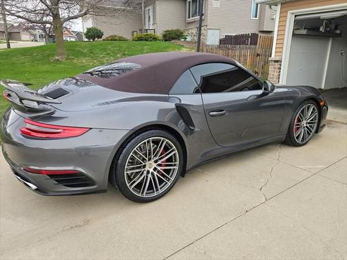 2017 Porsche 911 Turbo S